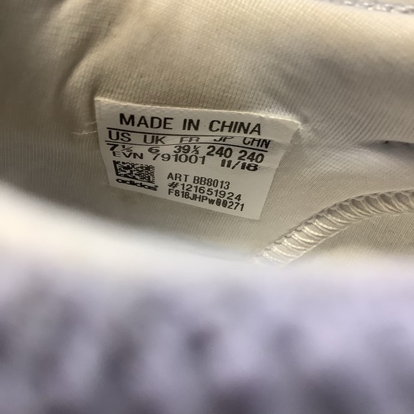 Adidas Womens GOLF Pureboost Xg 2 BB8013  Size 7.5 INSOLES MISSING - Picture 5 of 8